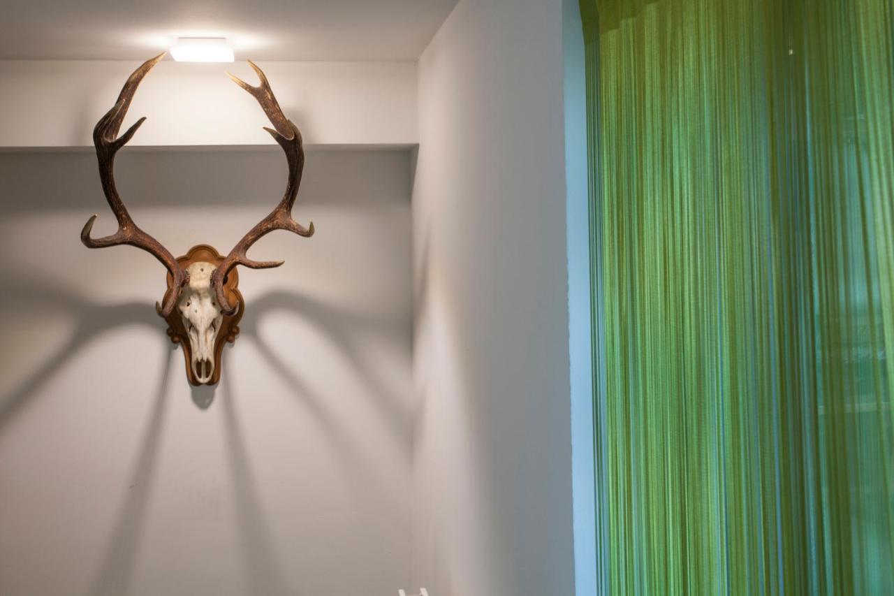 Hotel Wirtshaus Sattlerwirt エープス エクステリア 写真